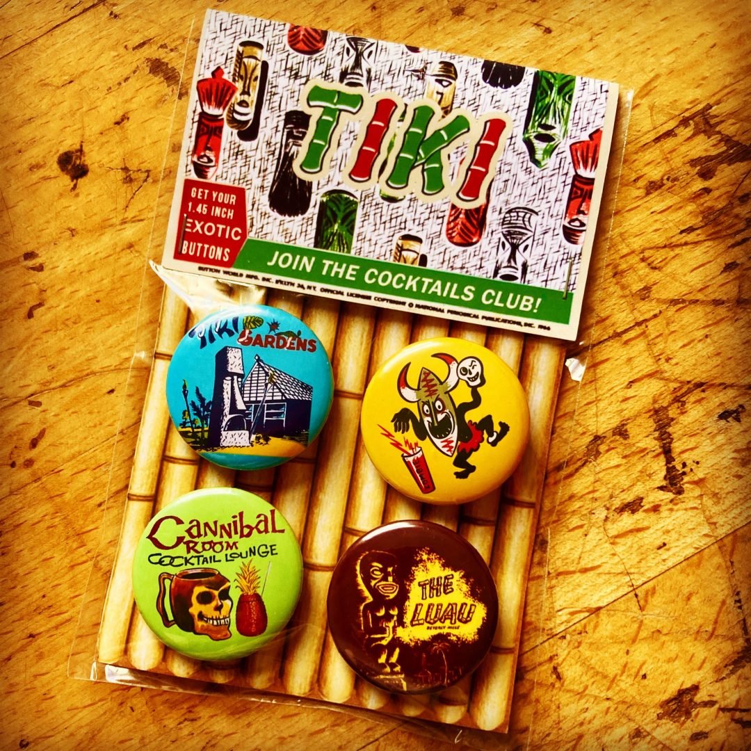 Tiki badges set